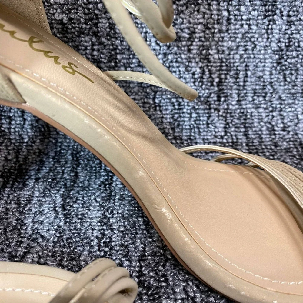 Lulus Strappy Stiletto Sandals Womens 6 Beige‎ Vegan Leather Dress Shoes
